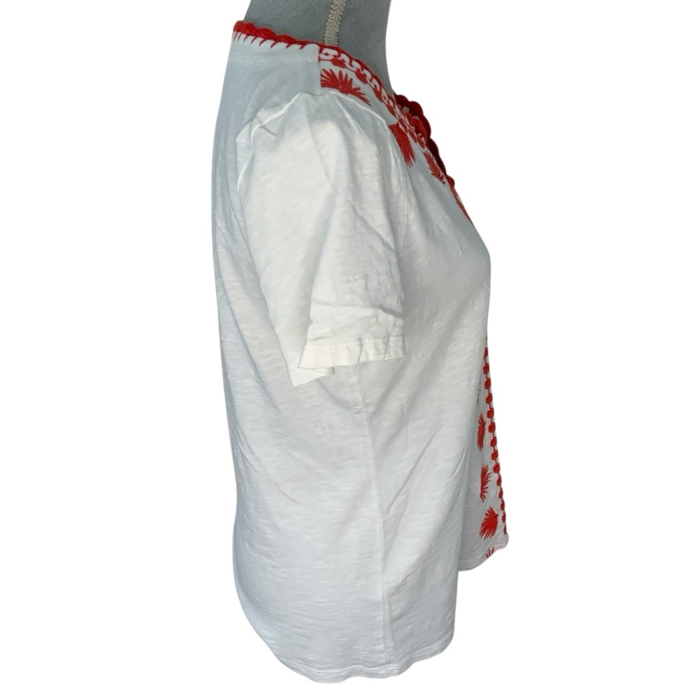 Talbots Womens Medium Top Red White Embroidered Floral Palm Tee Short Sleeve - Picture 2 of 12